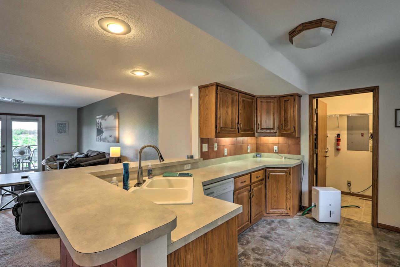 Lakefront Osage Beach Condo With Balcony And Views! Luaran gambar